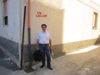 IMG_7178z_IMG_2509-Alberto sotto scritta Via Cagliari.jpg